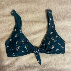 Hollister bikini top